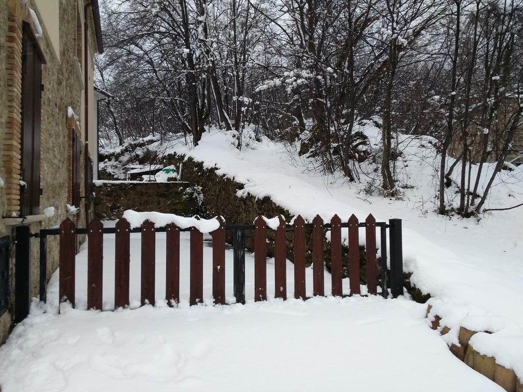 Le Pietre Ricce B&B 로카몬테피아노 객실 사진