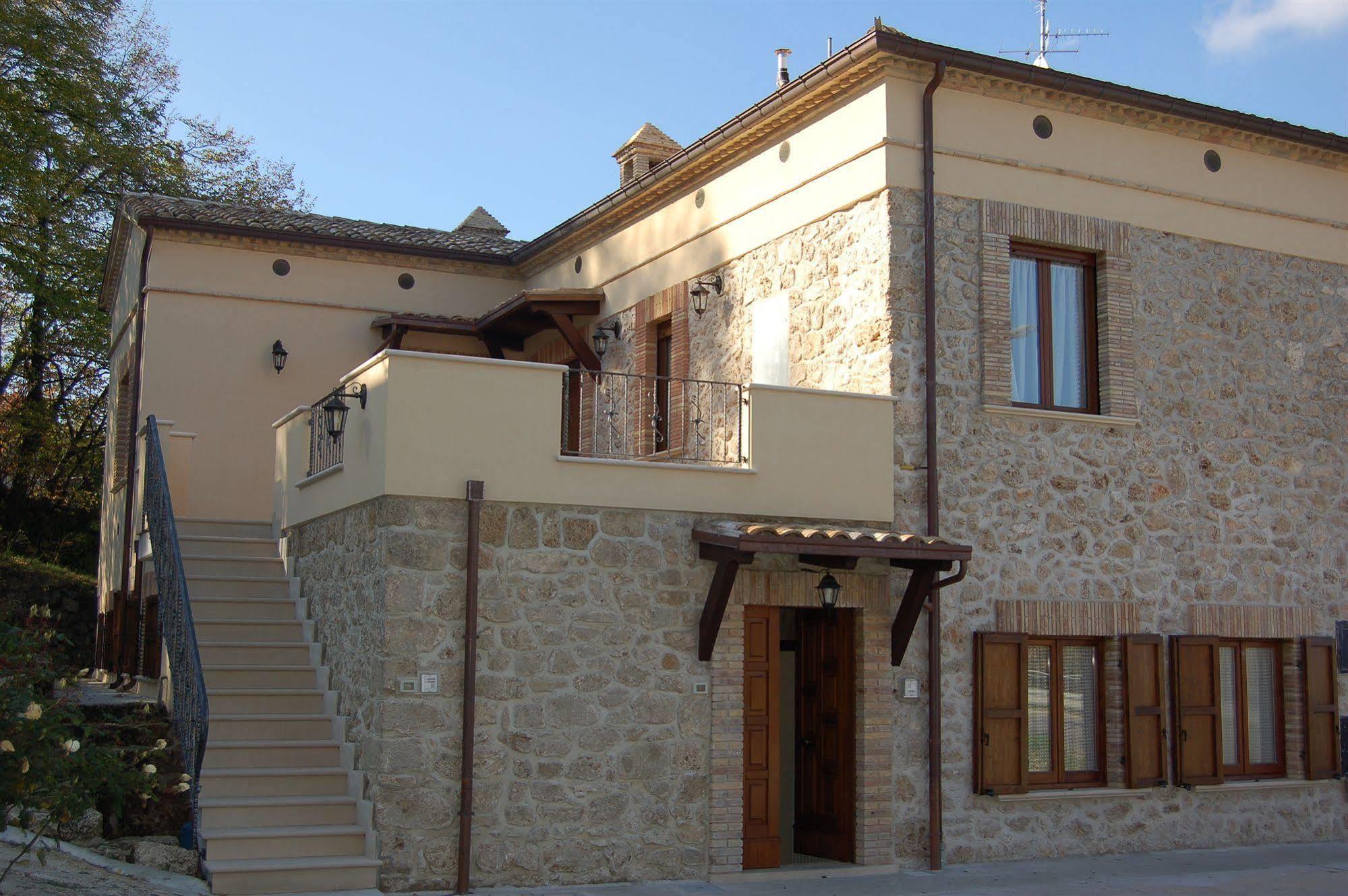 Le Pietre Ricce B&B 로카몬테피아노 외부 사진